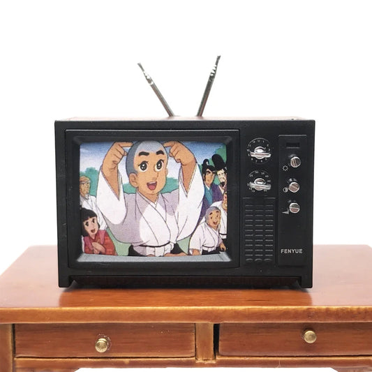 1Pc 1:12 Dollhouse Miniature Television Vintage TV With Picture House Furniture Model Decor Toy